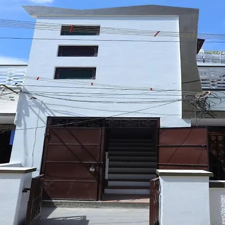 Heritage Home With 3 Bed/3 Bath With Kitchen In A Residential Neighborhood. Madurai Exterior photo