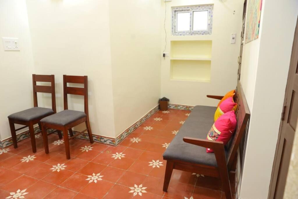 Heritage With 3 Bed/3 Bath With Kitchen In A Residential Neighborhood. Madurai