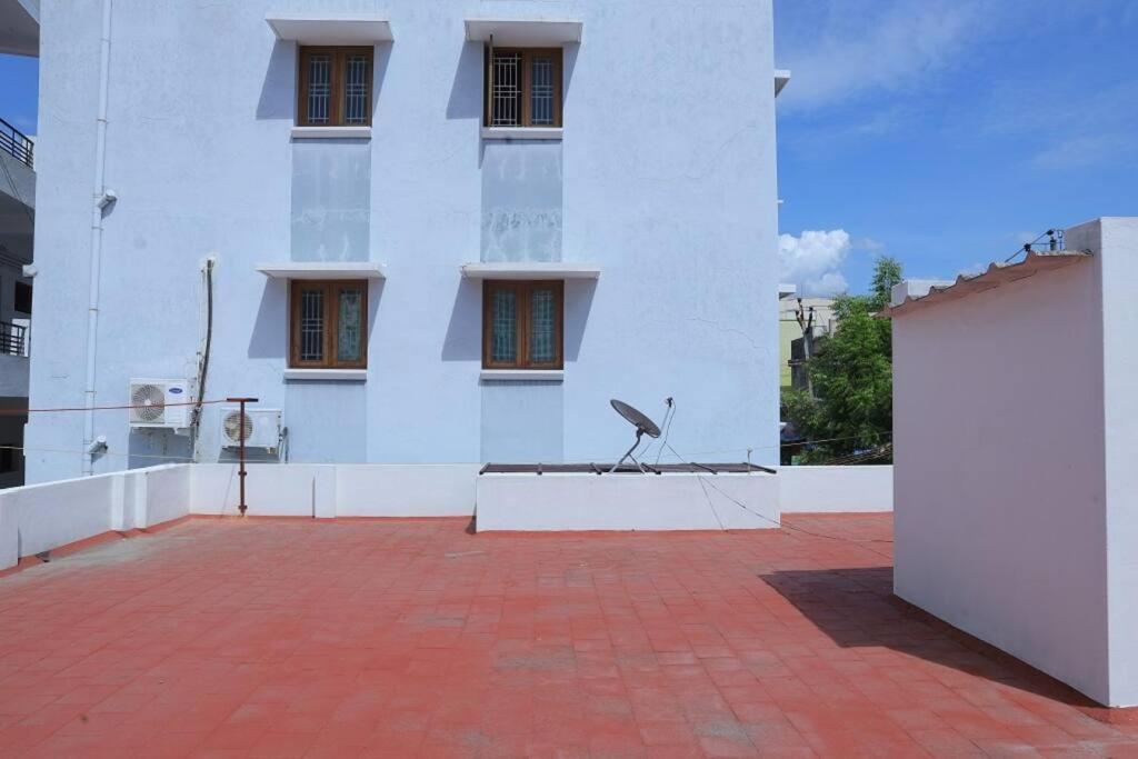 Heritage With 3 Bed/3 Bath With Kitchen In A Residential Neighborhood. Holiday home Madurai