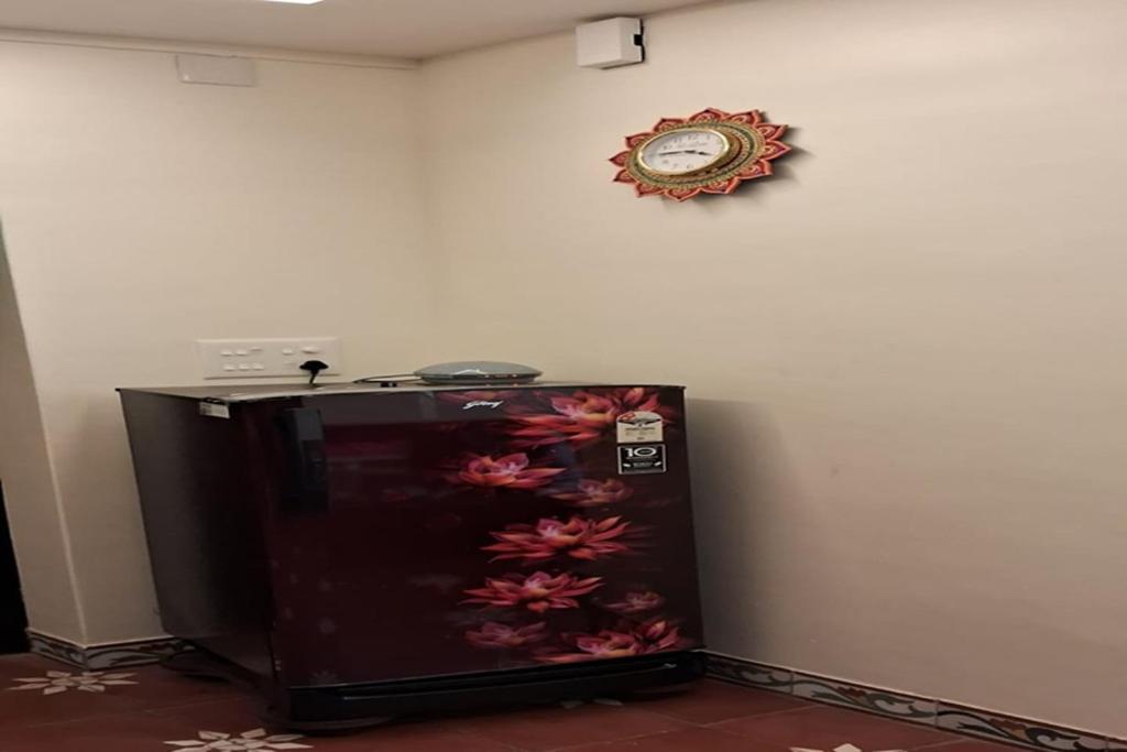 Heritage With 3 Bed/3 Bath With Kitchen In A Residential Neighborhood. *